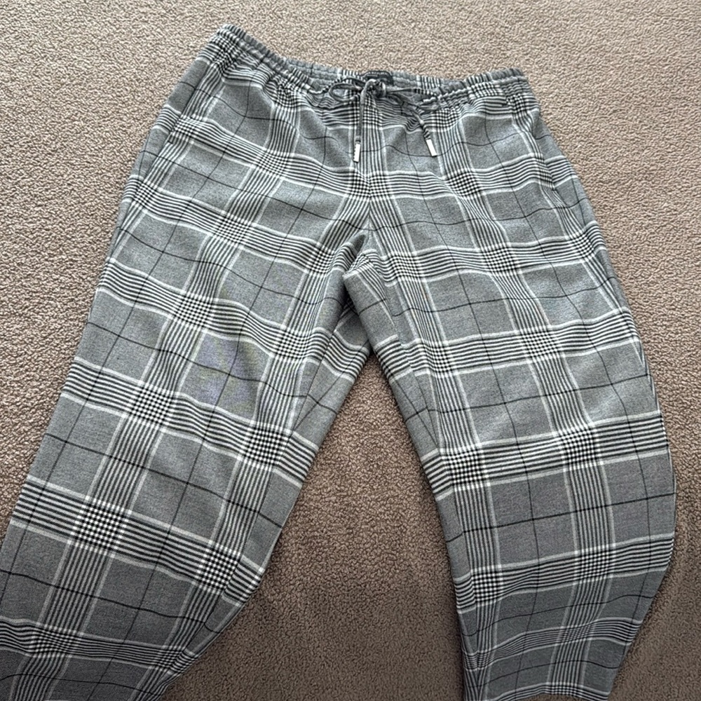 Banana Republic Lightweight Pants